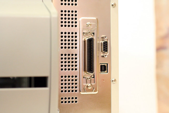 Доп. изображение №3 Фото - вид сзади, порты подключения Принтер этикеток Zebra S4M